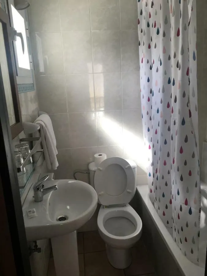 Hostal La Estrella Marbella 0*,  España